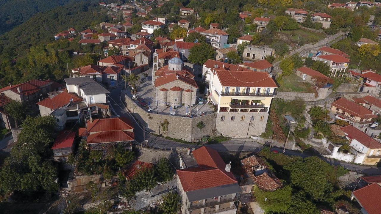 Hotel Isaraiko Spiti Agia Theodora Isaris Exteriör bild